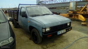 Nissan Pick Up ligeira Junho/95 - à venda - Pick-up/