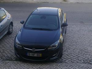 Opel Astra Sport CosmoCV Setembro/12 - à venda -