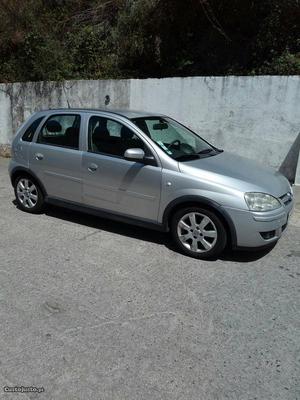 Opel Corsa v mil kms Abril/06 - à venda -