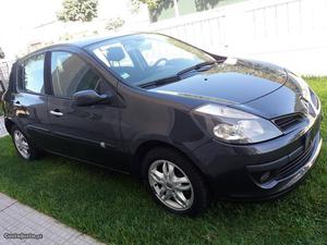 Renault Clio 1.2 Dynamique Fevereiro/06 - à venda -