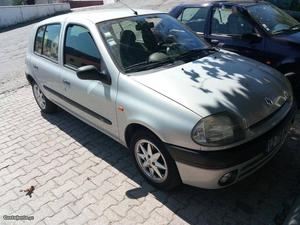 Renault Clio 1.2 Julho/99 - à venda - Ligeiros Passageiros,