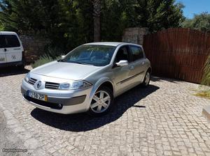 Renault Mégane 1.5 dci com km Março/05 - à venda -