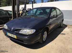 Renault Mégane 1.9 Junho/96 - à venda - Comerciais / Van,