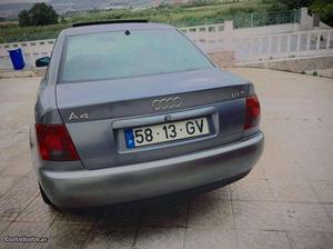 Audi A4 1.8 turbo Janeiro/97 - à venda - Ligeiros