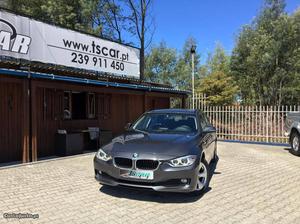 BMW 320 d Touring Auto Janeiro/14 - à venda - Ligeiros