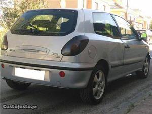 Fiat Bravo Gt jtd Março/99 - à venda - Comerciais / Van,