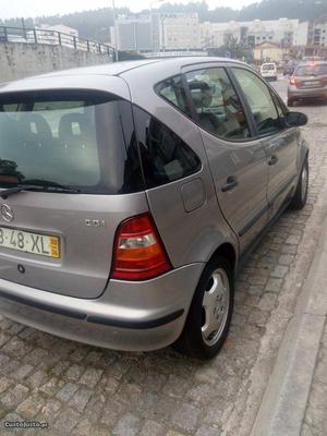 Mercedes-Benz A 170 CDI Abril/00 - à venda - Ligeiros