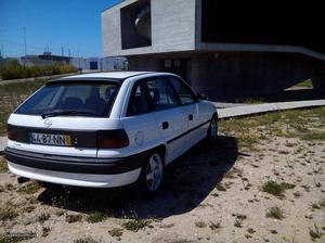 Opel Astra 1.7 TD Dezembro/95 - à venda - Ligeiros
