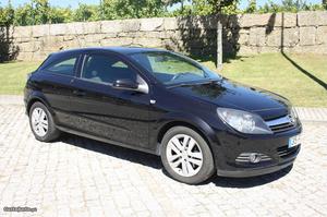 Opel Astra GTC 1.7 CDTi 125cv Abril/08 - à venda - Ligeiros