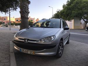 Peugeot 206 SW 1.4 HDI Look Junho/05 - à venda - Ligeiros