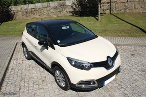 Renault Captur 1.5 DCi Sport Janeiro/14 - à venda -
