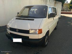 VW Transporter 1.9 TD 6 Lugares Dezembro/96 - à venda -