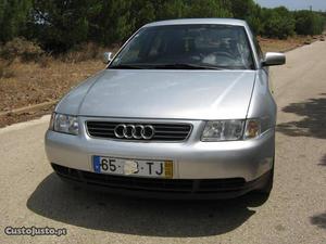 Audi A3 1.9 TDI DIESEL Maio/00 - à venda - Ligeiros
