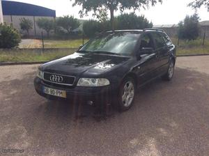 Audi A4 1.9 TDI PD 115 Abril/00 - à venda - Ligeiros