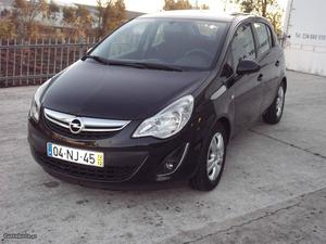 Opel Corsa DIESEL-APROVEITE Dezembro/12 - à venda -