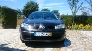 Renault Mégane 1.5 DCI 101CV Junho/04 - à venda - Ligeiros