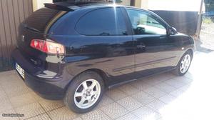 Seat Ibiza 1.4 tdi amf Outubro/05 - à venda - Comerciais /