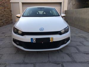 VW Scirocco  Junho/10 - à venda - Ligeiros Passageiros,