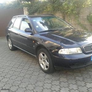 Audi A4 1.9 TDI 110 CV Abril/96 - à venda - Ligeiros