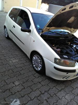 Fiat Punto 1.9 d imaculadas Setembro/01 - à venda -