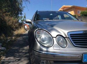 Mercedes-Benz E 220 Avantgarde Abril/04 - à venda -