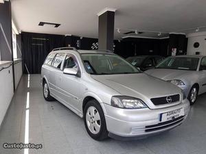 Opel Astra Caravan cv Abril/04 - à venda - Ligeiros