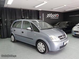 Opel Meriva 1.6 Njoy - 100cv Novembro/03 - à venda -