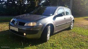 Renault Mégane 1.5 DCI Setembro/03 - à venda - Ligeiros