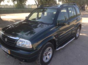 Suzuki Grand Vitara 4x4 tdi Dezembro/00 - à venda -