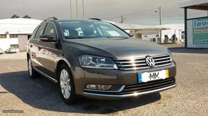 VW Passat 1.6 TDi Nacional Novembro/11 - à venda - Ligeiros