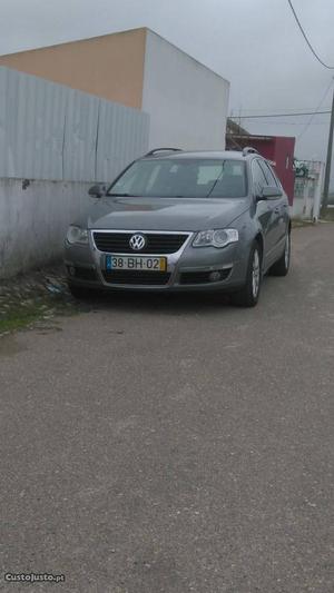 VW Passat 2.0tdi 140cv Março/06 - à venda - Ligeiros