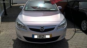 Opel Astra 1.3 CDTI 90 cv Janeiro/12 - à venda - Ligeiros