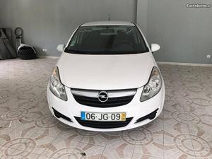 Opel Corsa 1.3 tdci 5 lugares Julho/10 - à venda - Ligeiros