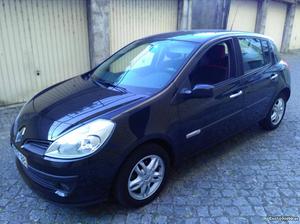 Renault Clio 1.5dci 5lug.ripcurl Agosto/07 - à venda -