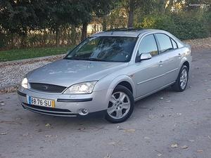 Ford Mondeo 2.0 TDCI Ghia Full Extras Janeiro/02 - à venda