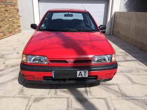 Nissan Sunny impecável Julho/92 - à venda - Ligeiros