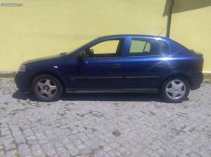 Opel Astra 1.7Dti em bom estado Julho/00 - à venda -