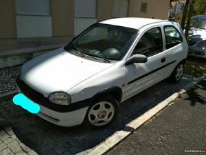 Opel Corsa 1.5TD Setembro/99 - à venda - Comerciais / Van,