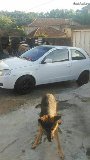 Opel Corsa C 1.7 dti Janeiro/02 - à venda - Comerciais /