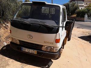 Toyota Dyna 150 rodado duplo Maio/98 - à venda - Comerciais