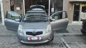 Toyota Yaris 1.0 GPS só 118EURmes Março/08 - à venda -