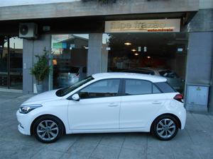  Hyundai i CRDi Comfort+Pack Luz+JLLcv) (5p)