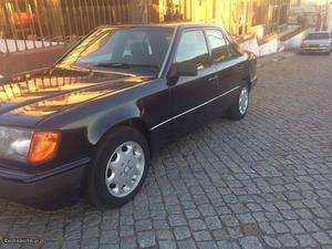 Mercedes-Benz E 200 diesel Junho/93 - à venda - Ligeiros