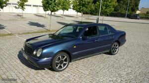 Mercedes-Benz E 230 Elegance Agosto/95 - à venda - Ligeiros