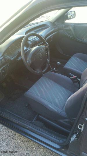 Opel Astra 16v Agosto/97 - à venda - Ligeiros Passageiros,