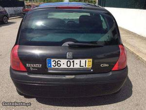 Renault Clio 1.2 RT Junho/98 - à venda - Ligeiros