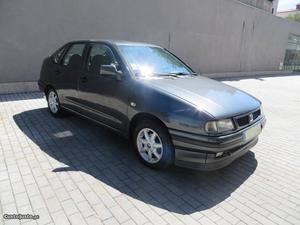 Seat Cordoba CV Janeiro/96 - à venda - Ligeiros