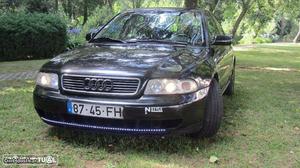 Audi A4 1.9 tdi Impecável Junho/95 - à venda - Ligeiros