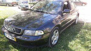 Audi A4 2.5 Novembro/99 - à venda - Ligeiros Passageiros,