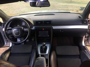 Audi A4 TDI 130cv S-LINE Setembro/01 - à venda - Ligeiros